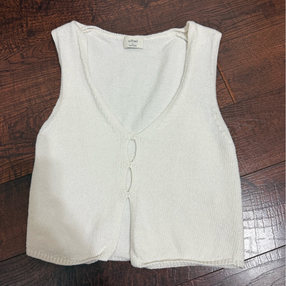 Aritizia knit vest